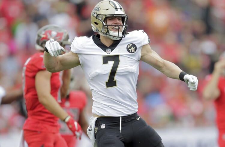 Taysom Hill fecha contrato de 2 anos com o Saints