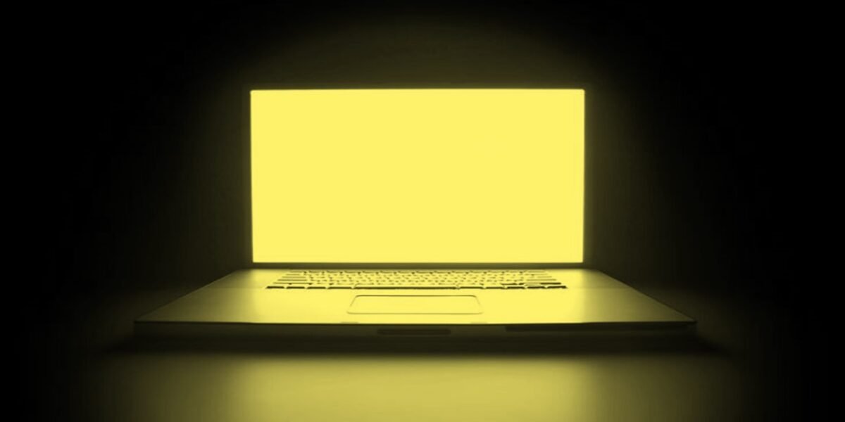 Crônicas em Preto e Dourado: Escreva Seu Texto Aqui