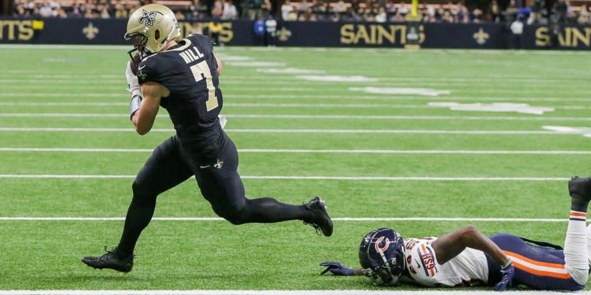 Taysom Hill é o primeiro jogador a alcançar marca de touchdowns em mais de 60 anos