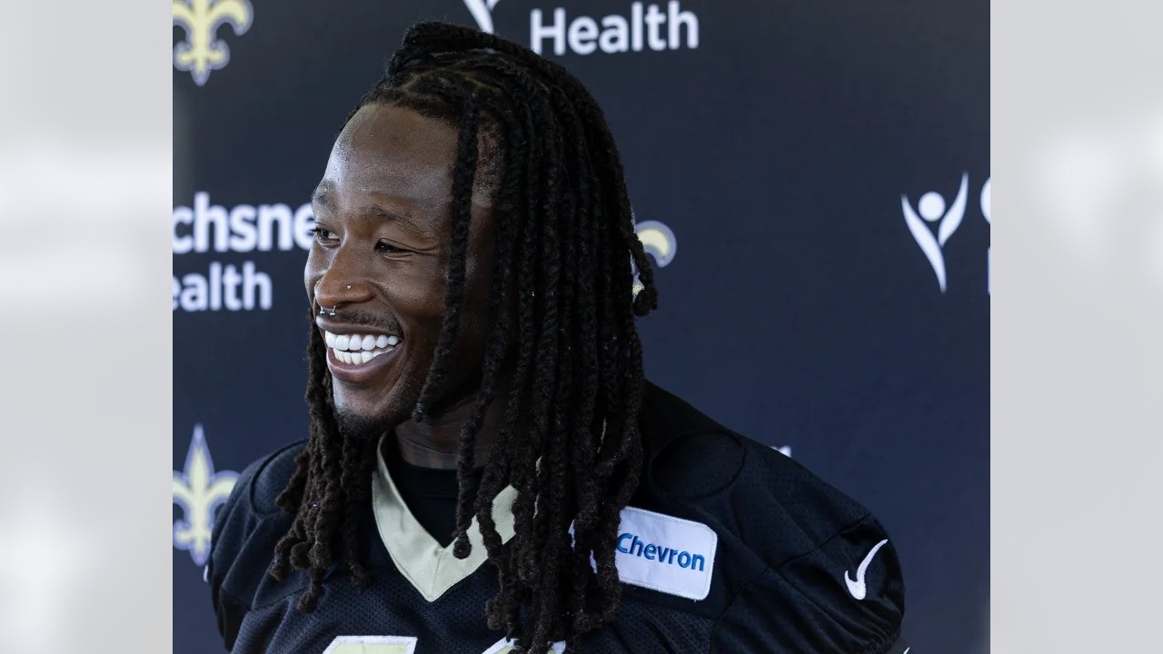 Alvin Kamara quer um novo contrato, mas não vai faltar aos treinos