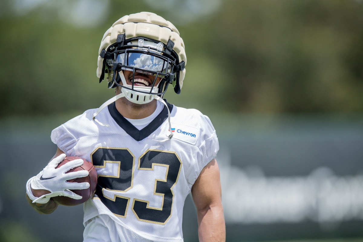 Marshon Lattimore diz que está comprometido com o Saints depois de rumores de troca