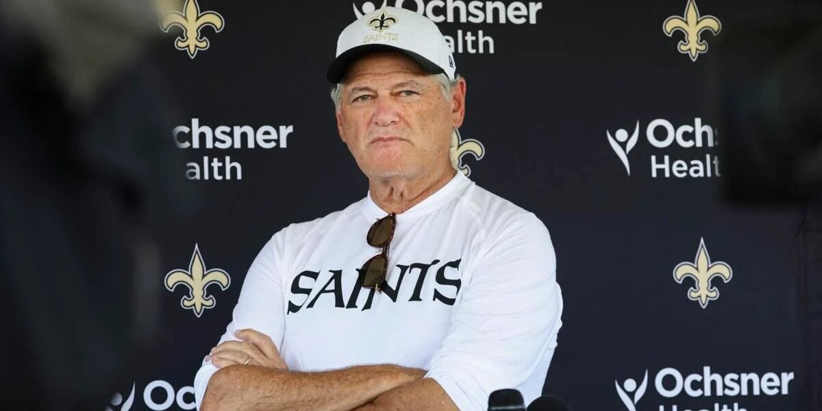 Mickey Loomis, GM do Saints, banca o cargo de Dennis Allen e pede que se 'veja além dos resultados'