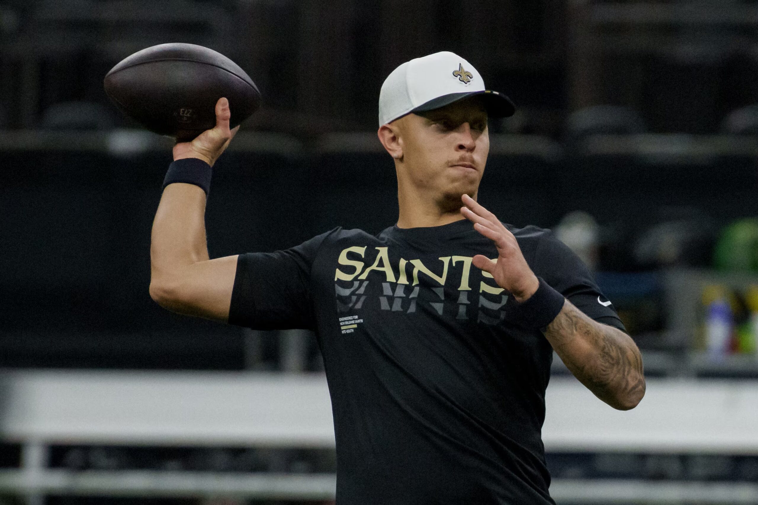 Saints nomeia Spencer Rattler como titular após longa batalha de QBs: ‘Ele mereceu isso’