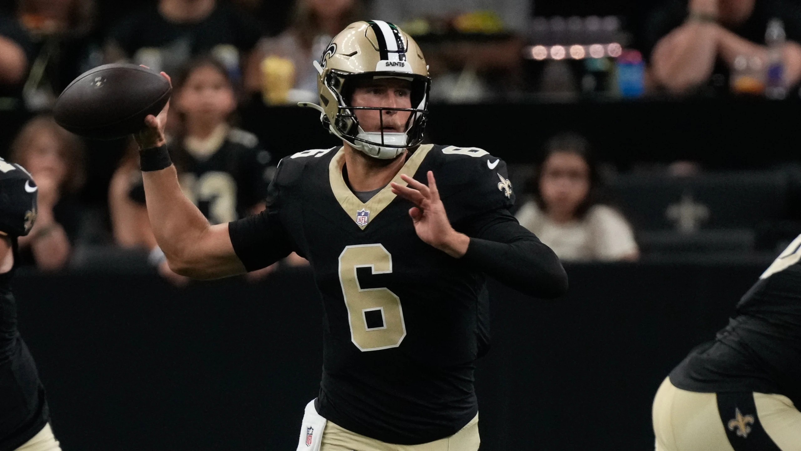 O rookie Tyler Shough é nomeado quarterback titular do New Orleans Saints