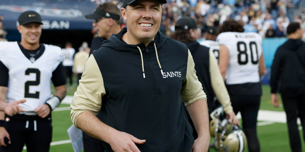 Kellen Moore: Saints de 2025 estabeleceu a 'base' para o time se construir